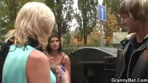 Young dude picks up an old prostitute and bangs her