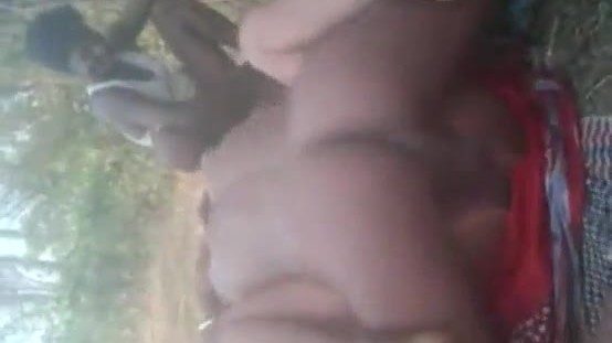 Desi Bhabhi Fuck Threesome Outdoor