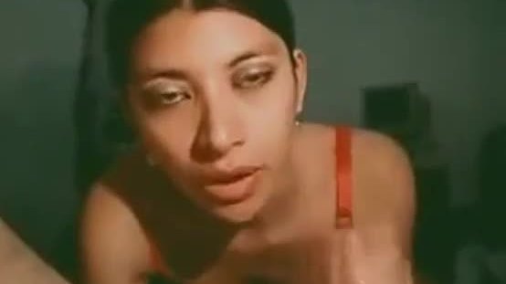 Desi woman knows deepthroat sucking