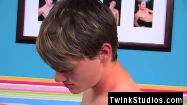 Hot twink scene These 2 warm lads are loosening after a long day at