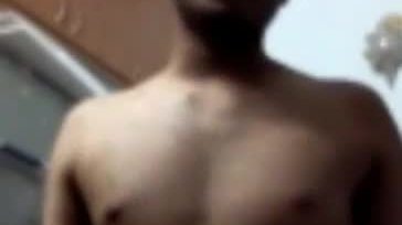 Sunny Horny British indian jerk off