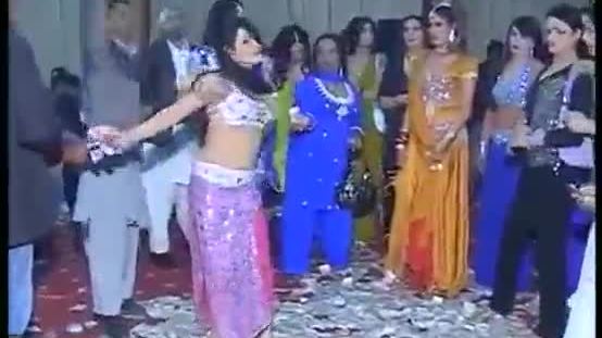 Nanga mujra