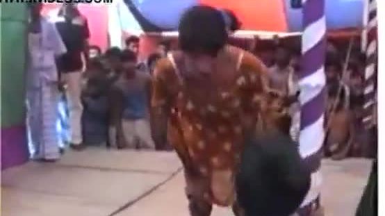 DESI HOT BHABHI NUDE DANCE ON STAGE