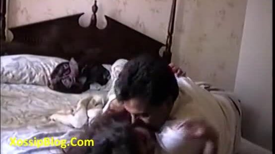 Pakistani Couple Honeymoon Sex Tape Leaked