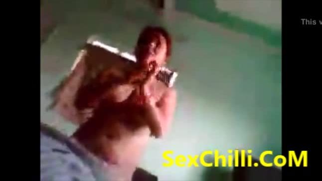 Hot Bangaluru Girl friend sucking cock