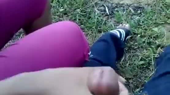 DESI BLOWJOB AND HANDJOB TO CUSTOMER