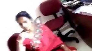 Desi Bangla girl leaked video mms with bf