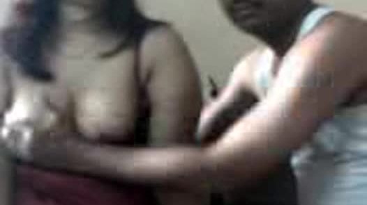Pakistani sex front of web cam2